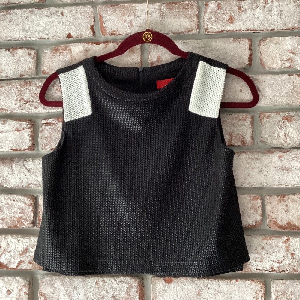 Woman’s black and white crop top
